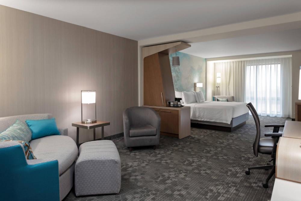 King Suite with Sofa Bed interior